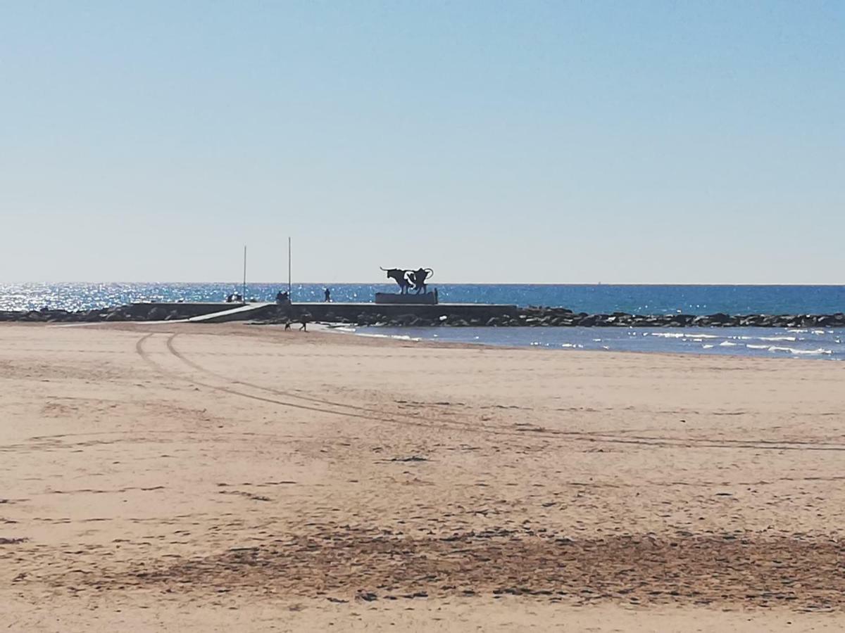 Vilanova-Beach Vilanova i la Geltrú Exteriér fotografie